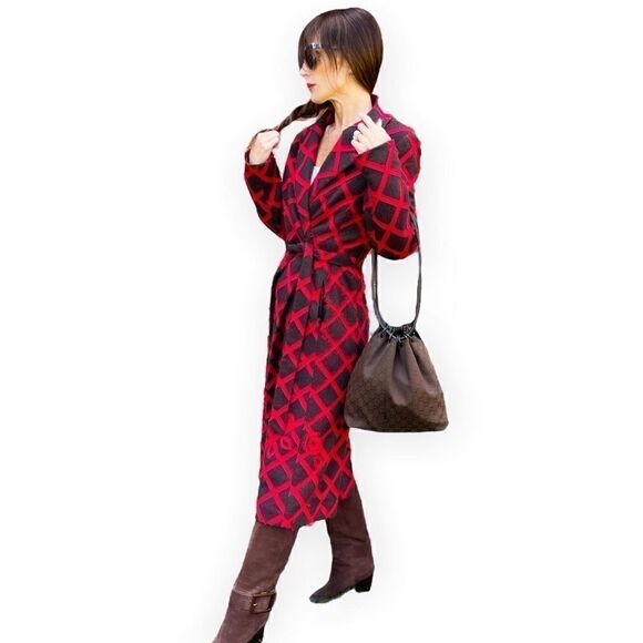 BCBGMaxazria COLLECTION Stunning Long Jacket       | Size: 6 | - Picture 2 of 12